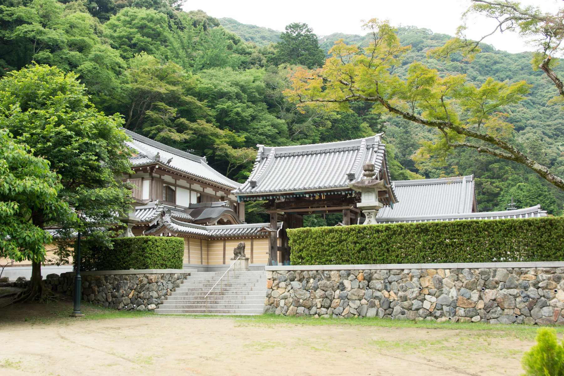 Photo of Ryuanji Temple, Japan (Ryuan-ji temple, Minoh Taki-Michi, The way to the Minoh Falls by lasta29)