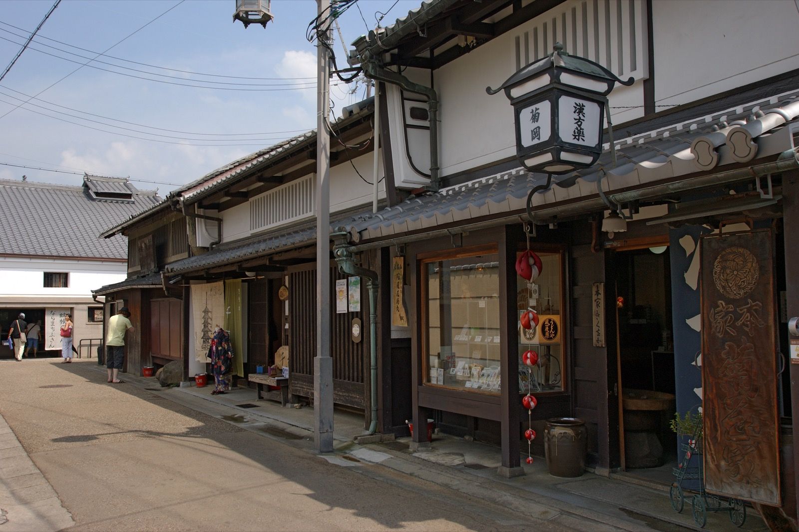 Photo of Naramachi, Japan (Naramachi in Nara, Nara prefecture, Japan ならまち, 奈良県奈良市 by 663highland)