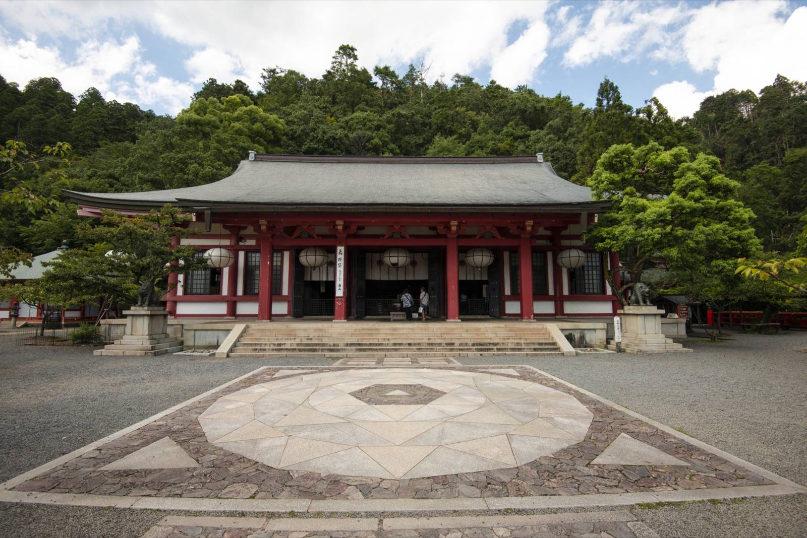 Photo of Kuramadera Temple, Japan (Kurama-dera main hall by Maarten Heerlien)